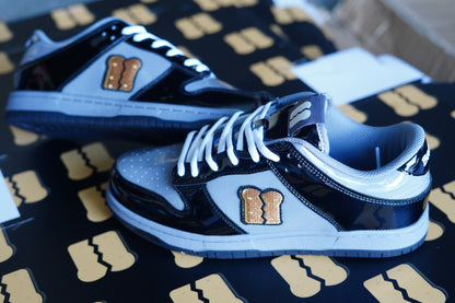 “THE BREAD RUNNERS” Shoes